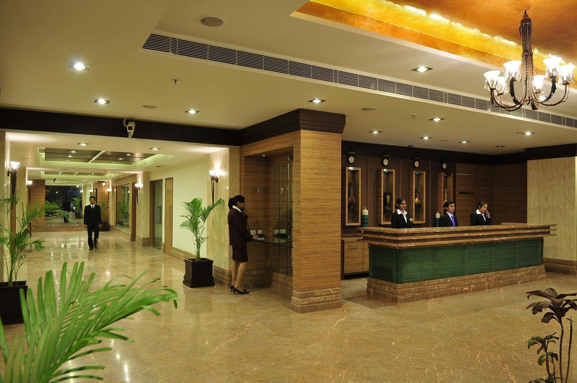 The Cambay Grand Ξενοδοχείο Αχμπανταμπάντ Εξωτερικό φωτογραφία