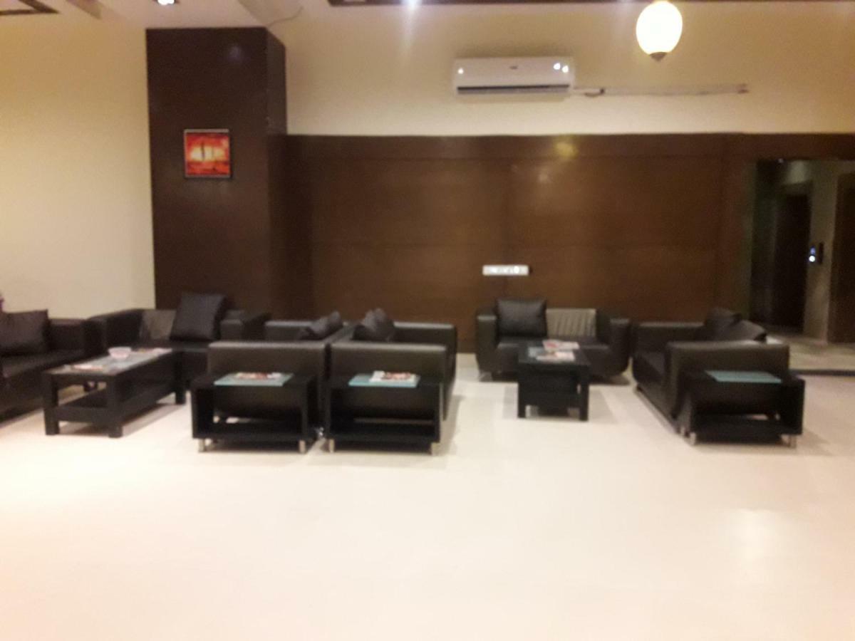 The Cambay Grand Ξενοδοχείο Αχμπανταμπάντ Εξωτερικό φωτογραφία